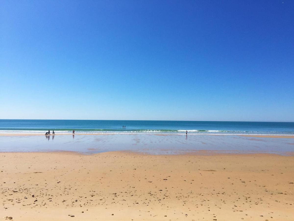 Apartamento La Barrosa Chiclana de la Frontera Buitenkant foto